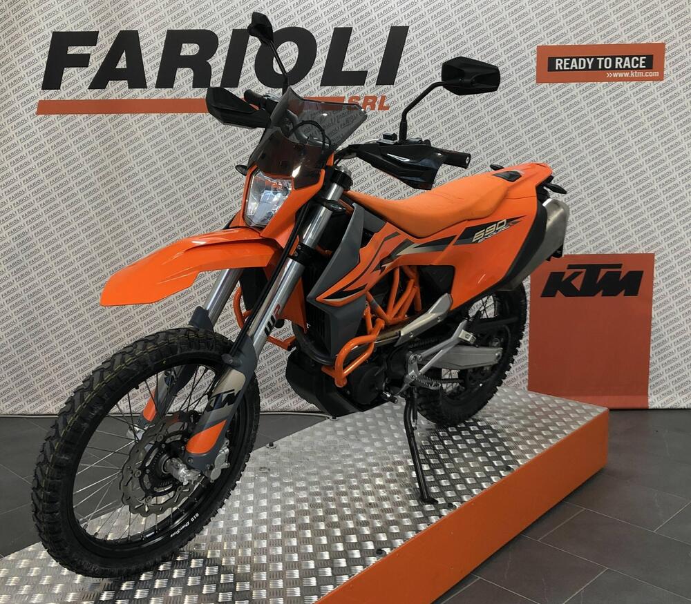 KTM 690 Enduro R (2022 - 25) (6)