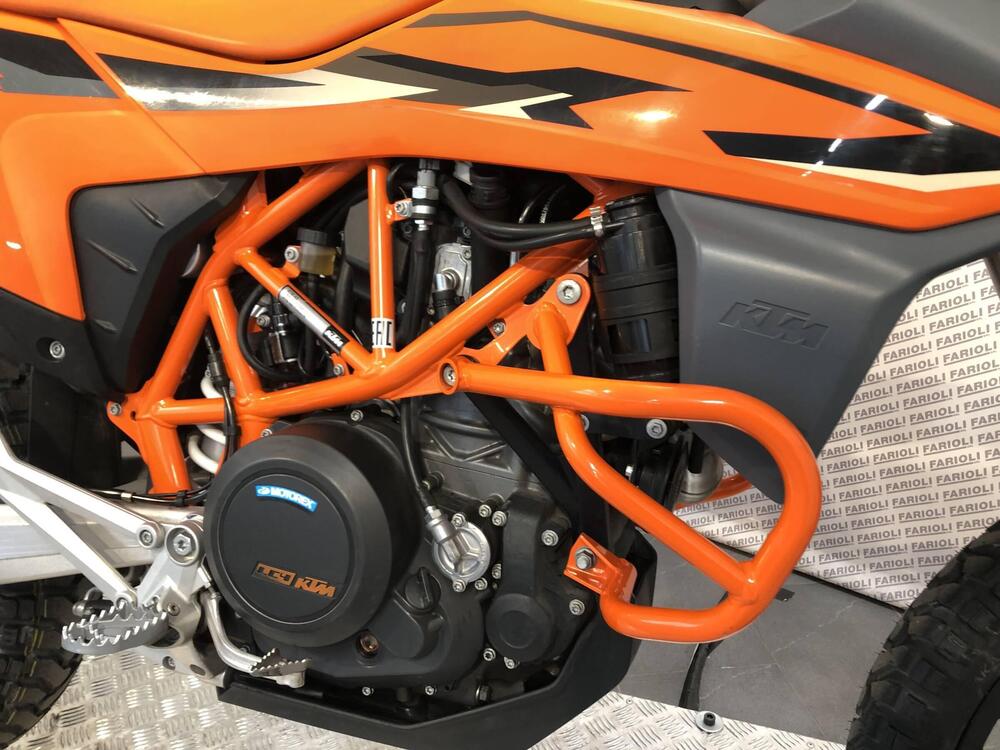 KTM 690 Enduro R (2022 - 25) (10)