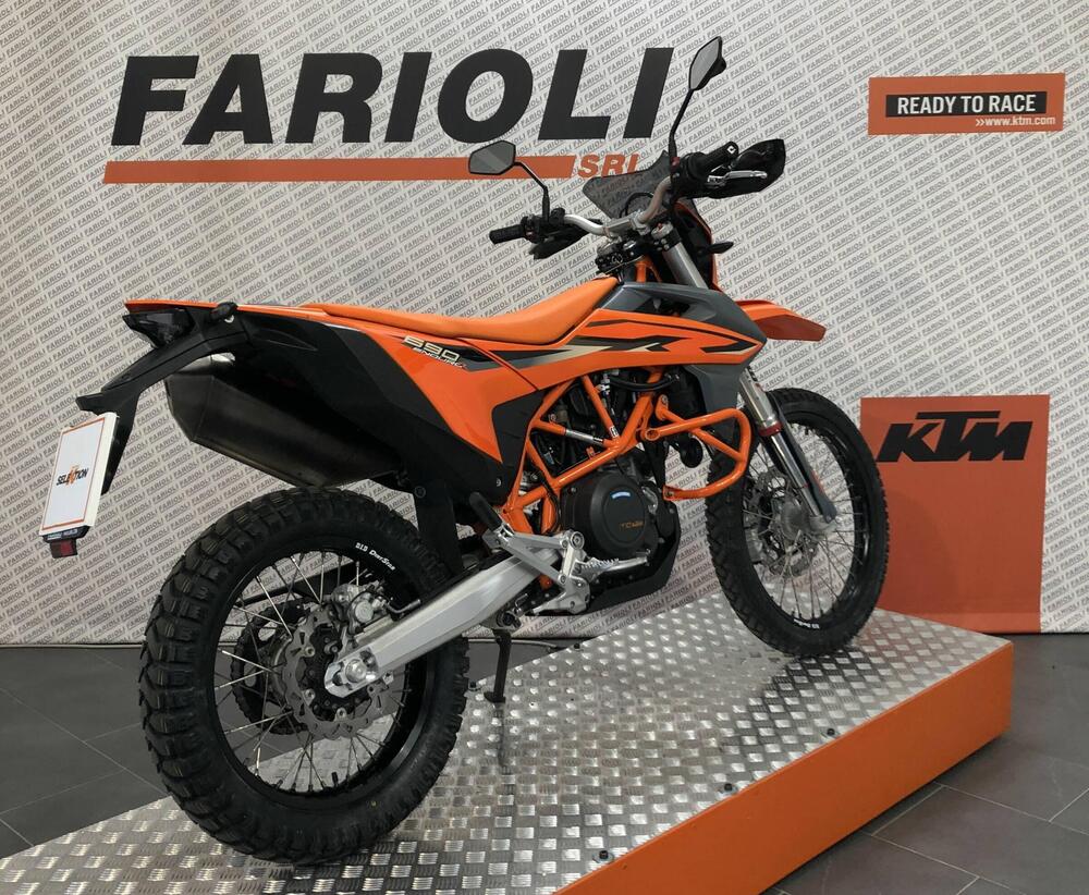 KTM 690 Enduro R (2022 - 25) (14)