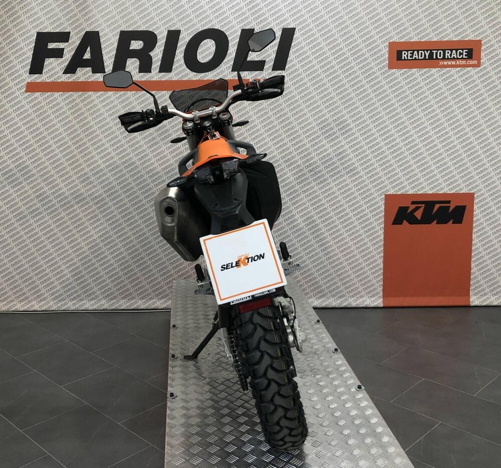 KTM 690 Enduro R (2022 - 25) (15)