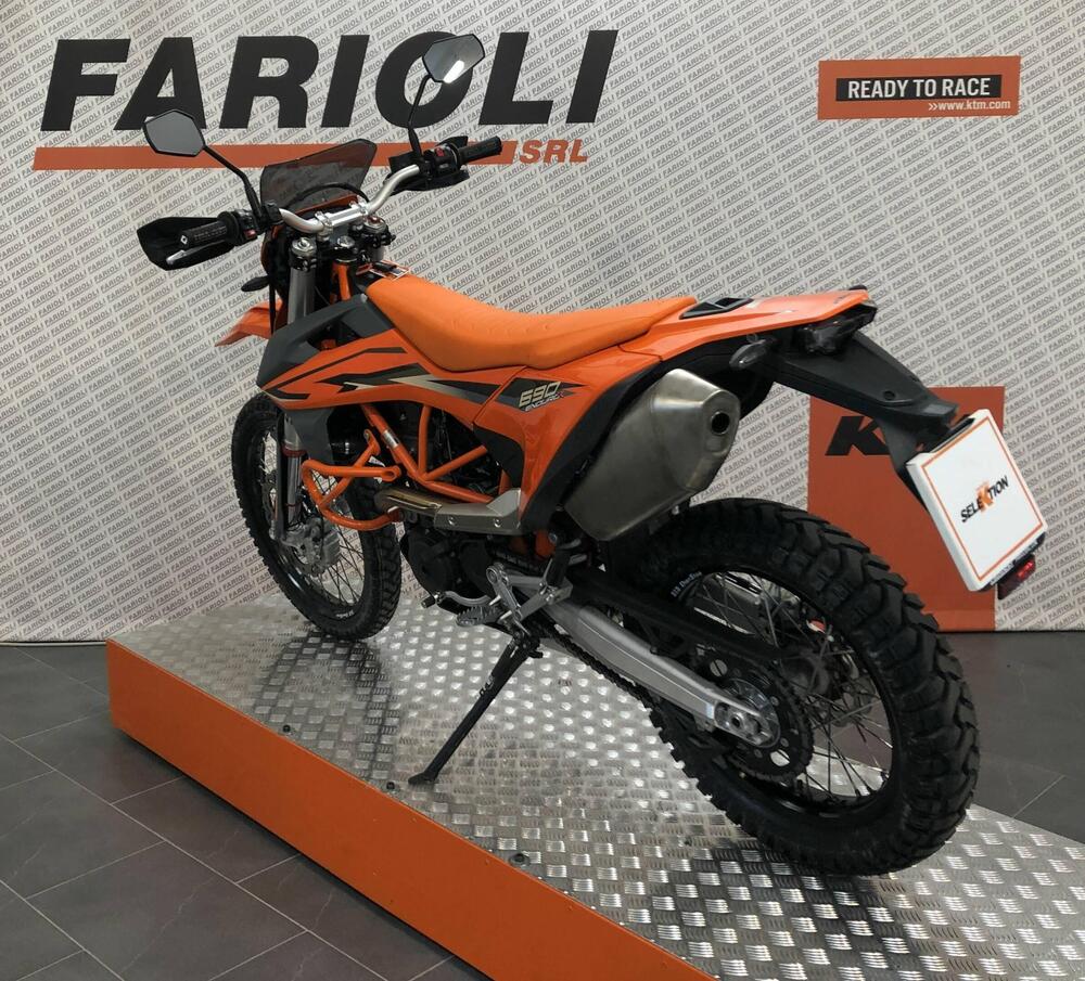 KTM 690 Enduro R (2022 - 25) (16)