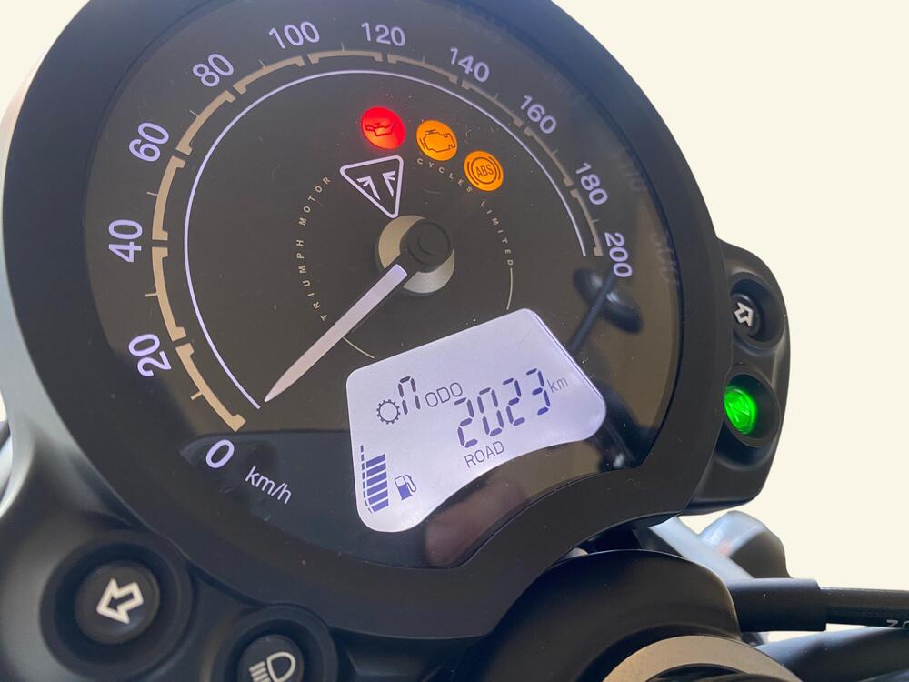 Triumph Speed Twin 900 (2023 - 24) (8)