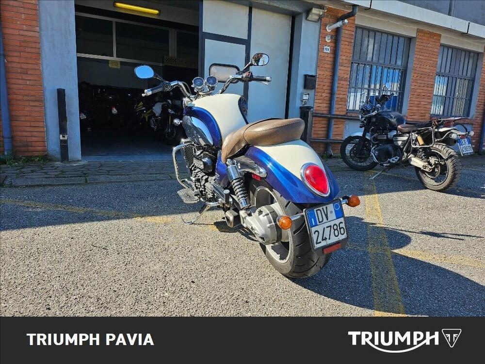 Triumph Rocket 3 Classic (2006 - 11) (5)