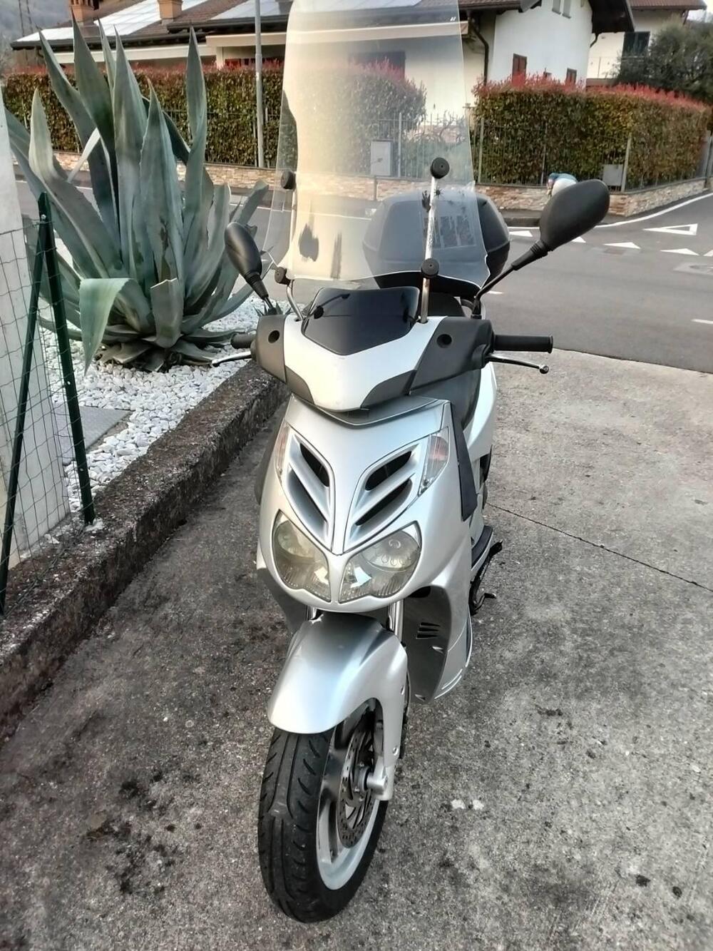 Aprilia Scarabeo 200 (2007 - 11) (3)