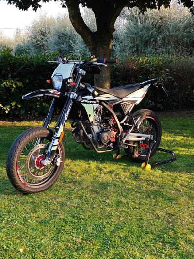 Fantic Motor XMF 125 Motard Performance 4t (2021 - 22) usata