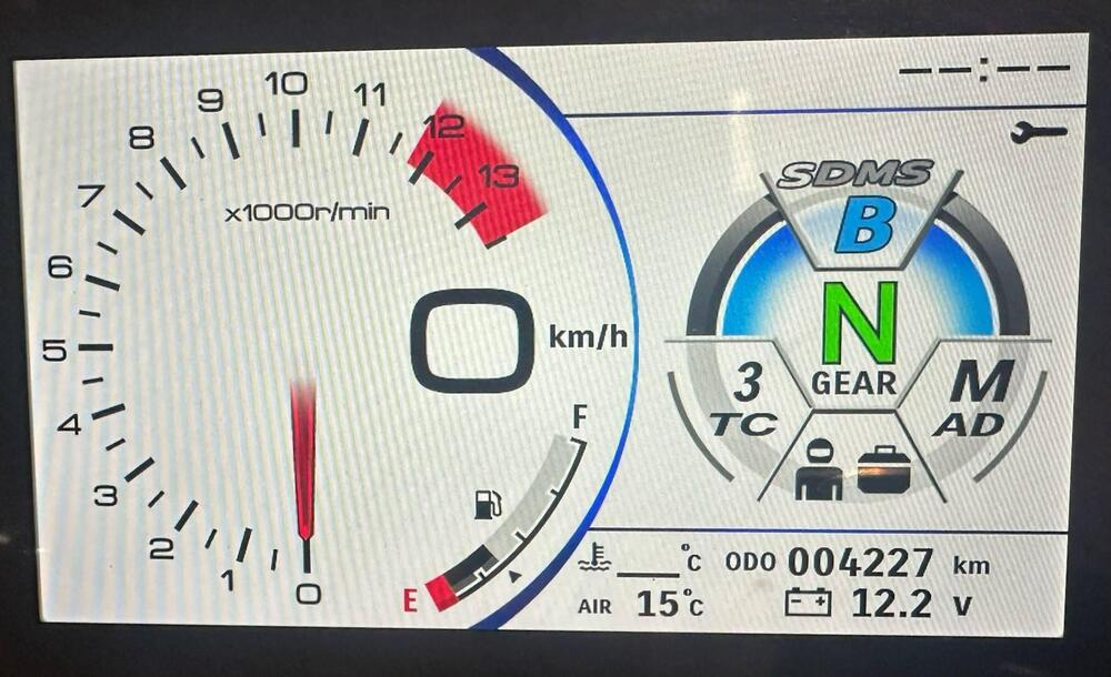 Suzuki GSX-S1000GX Touring (2024 - 26) (5)