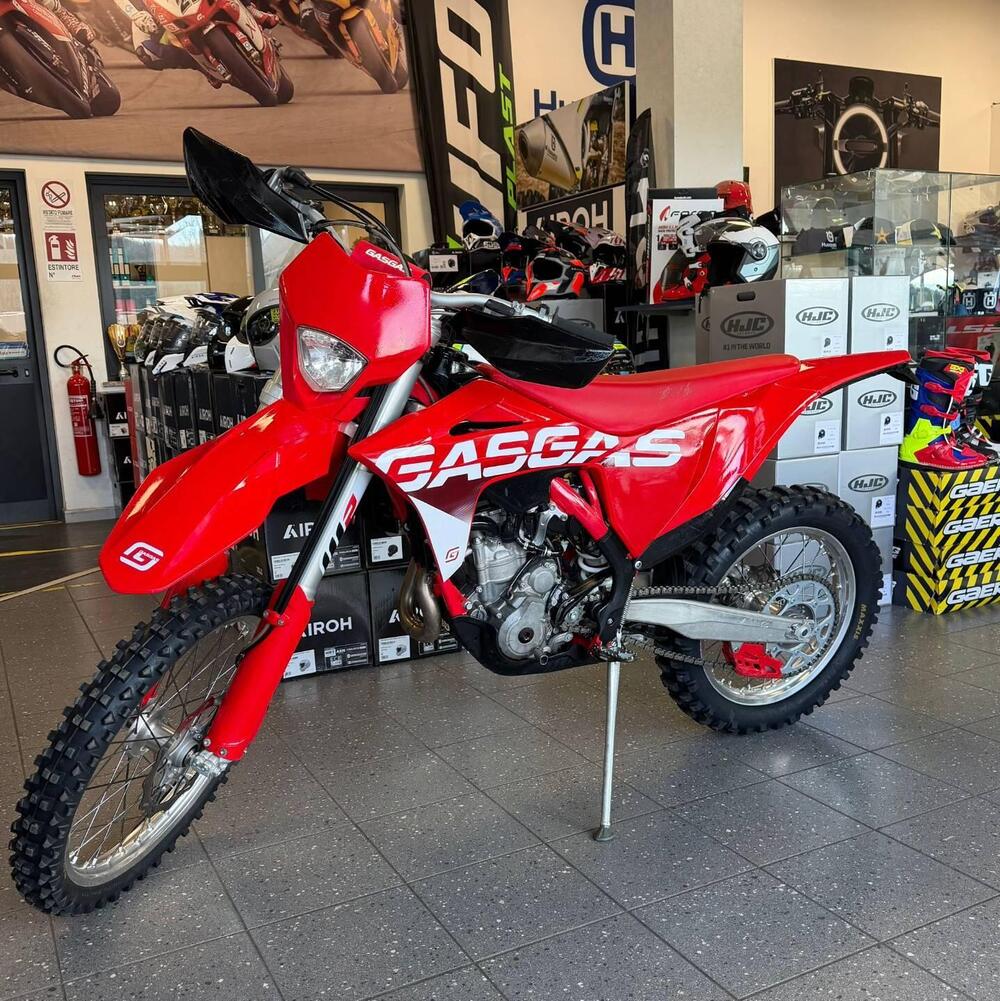 GASGAS EC 350 F (2022) (2)