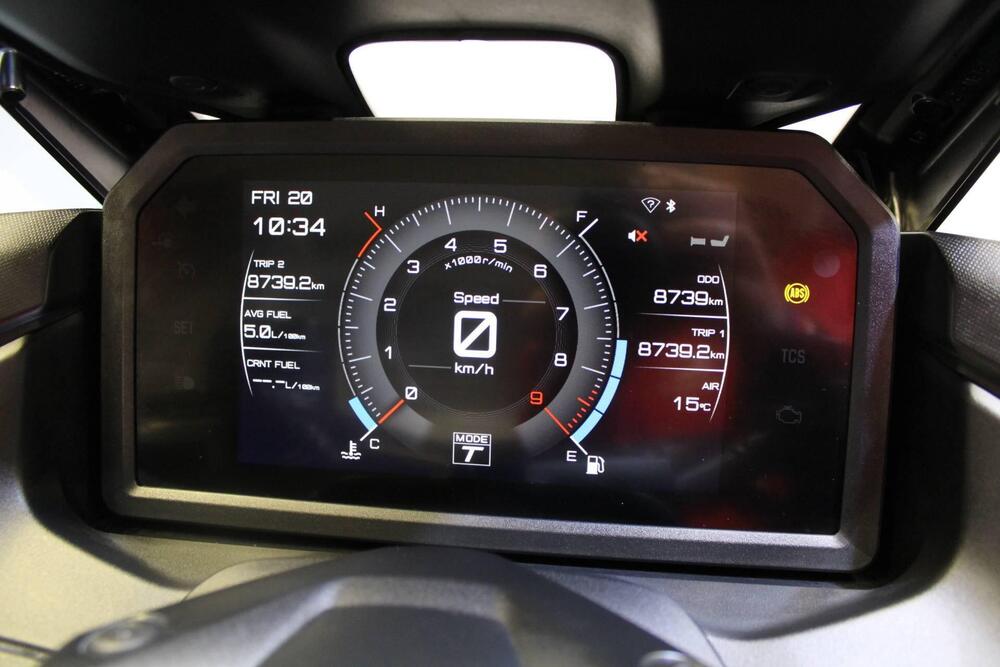 Yamaha T-Max 560 Tech Max (2022 - 24) (3)