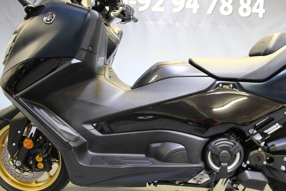 Yamaha T-Max 560 Tech Max (2022 - 24) (17)