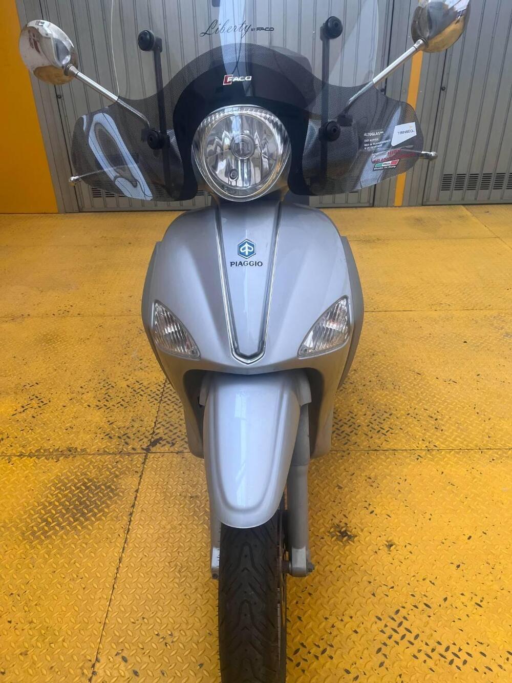 Piaggio Liberty 200 4T  (4)
