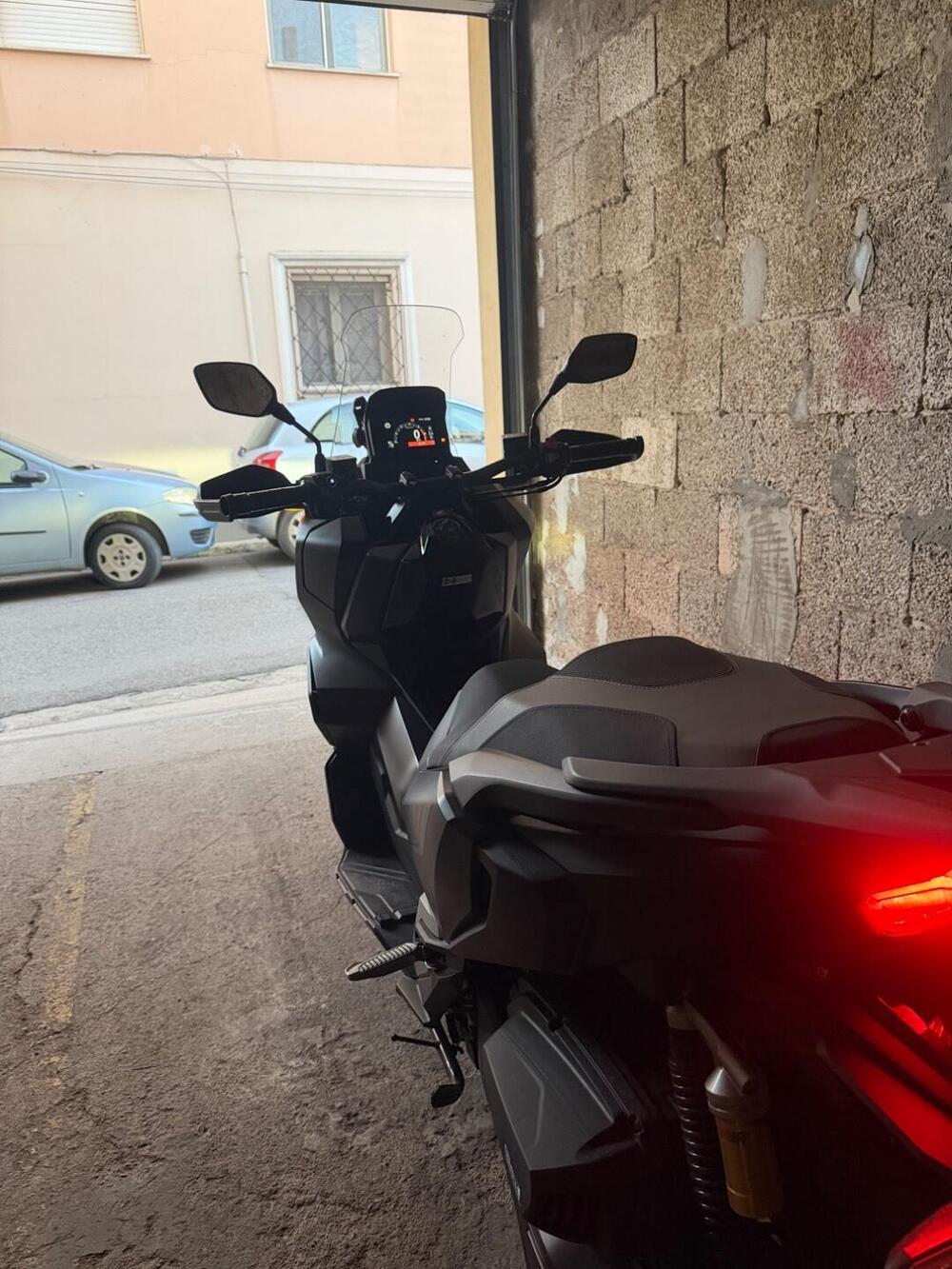 Honda ADV 350 Special Edition (2025 - 26) (4)