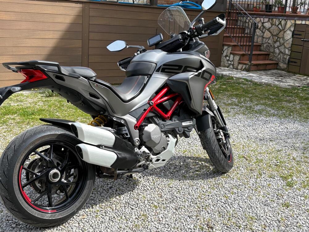 Ducati Multistrada 1260 S Grand Tour (2020) (2)