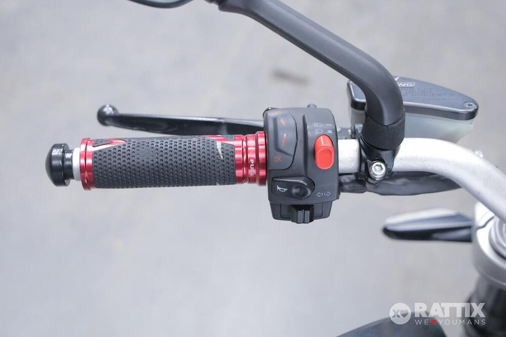 MV Agusta Brutale 800 (2012 - 15) (11)