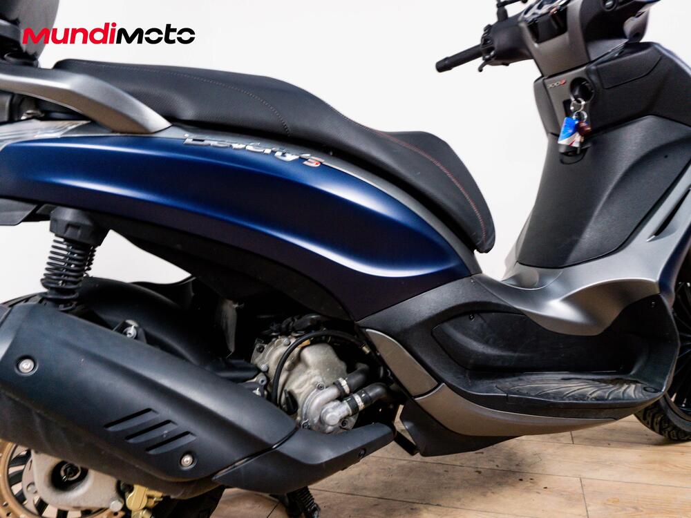 Piaggio Beverly 350 SportTouring ie (2011 - 15) (4)