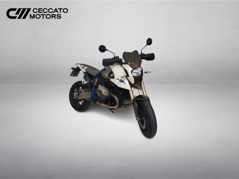 Bmw HP2 Megamoto (2)