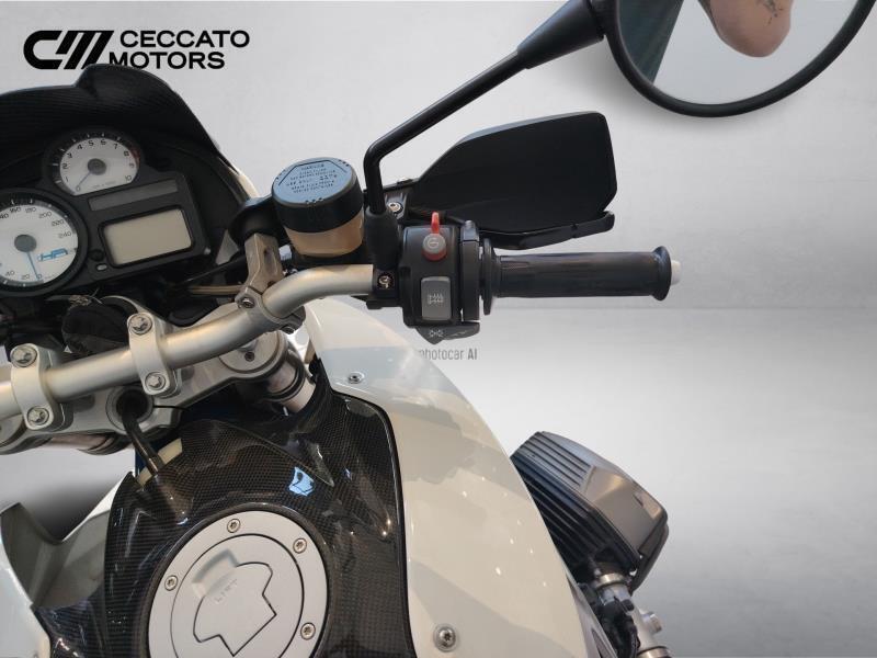 Bmw HP2 Megamoto (12)