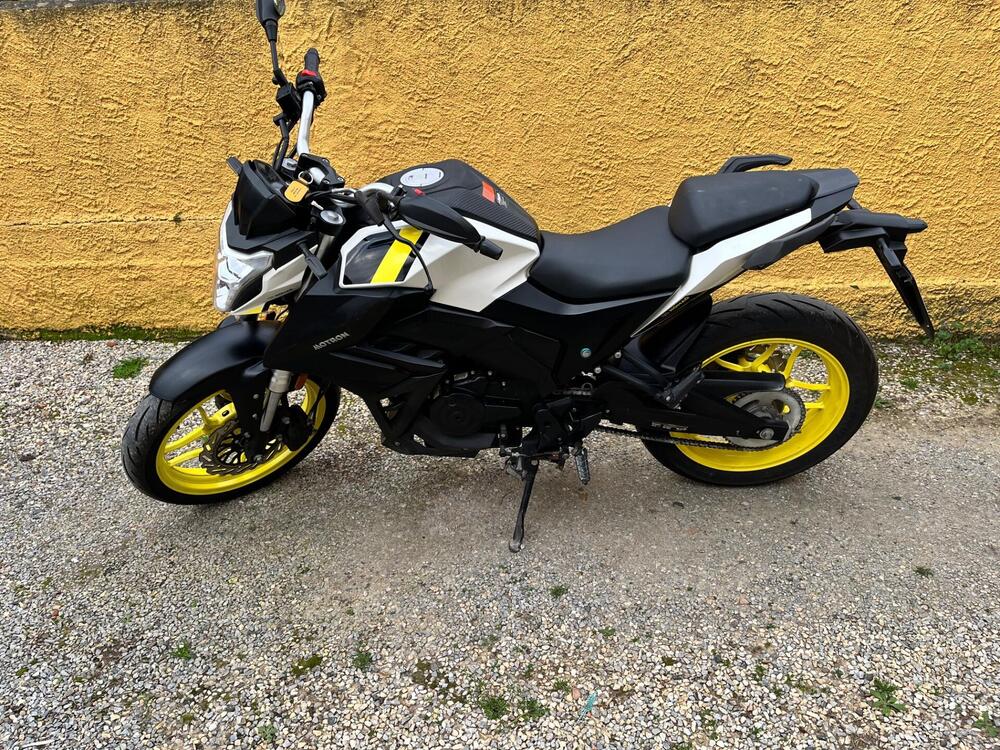 Motron Motorcycles Nomad 125 (2022 - 26) (2)