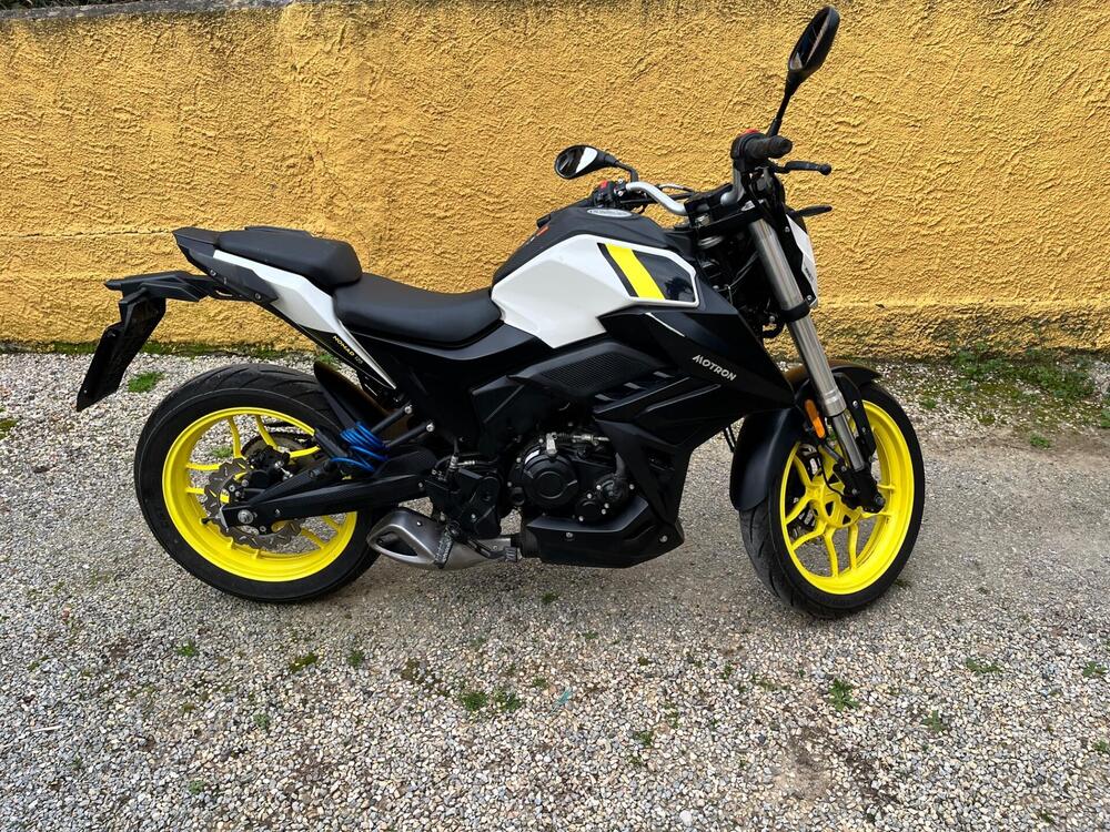Motron Motorcycles Nomad 125 (2022 - 26) (4)
