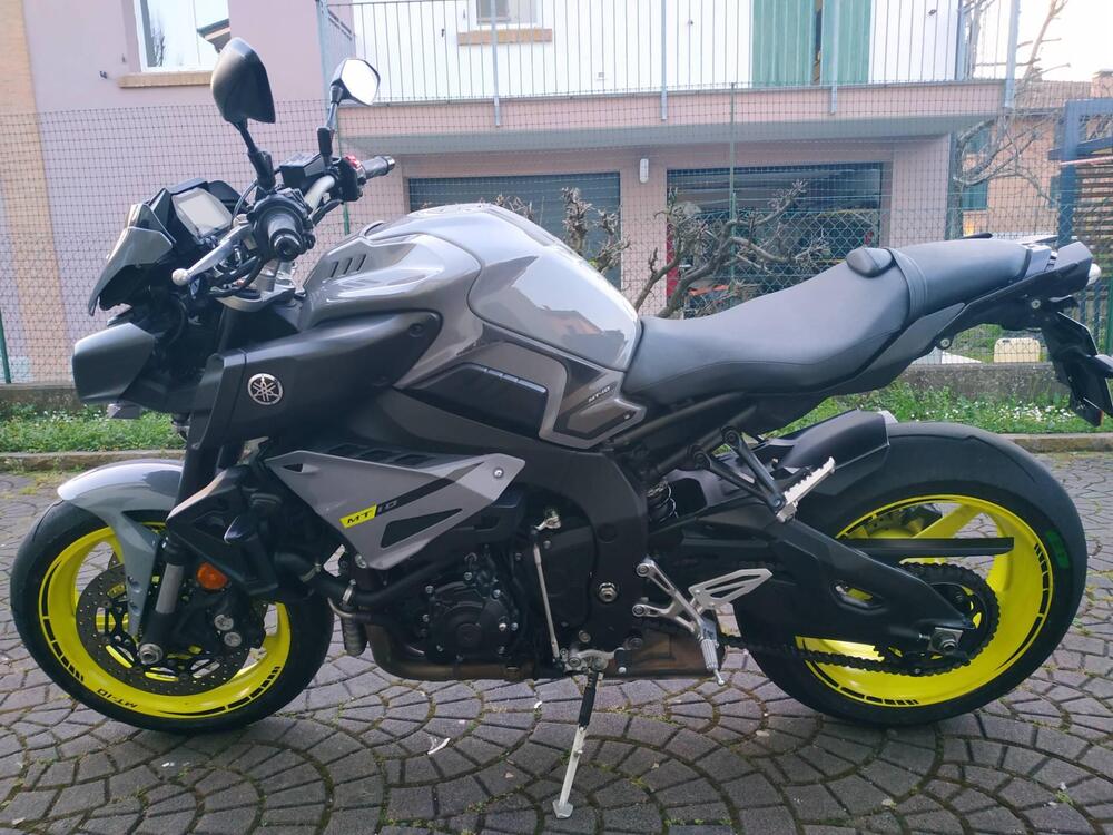 Yamaha MT-10 ABS (2016 - 17) (2)