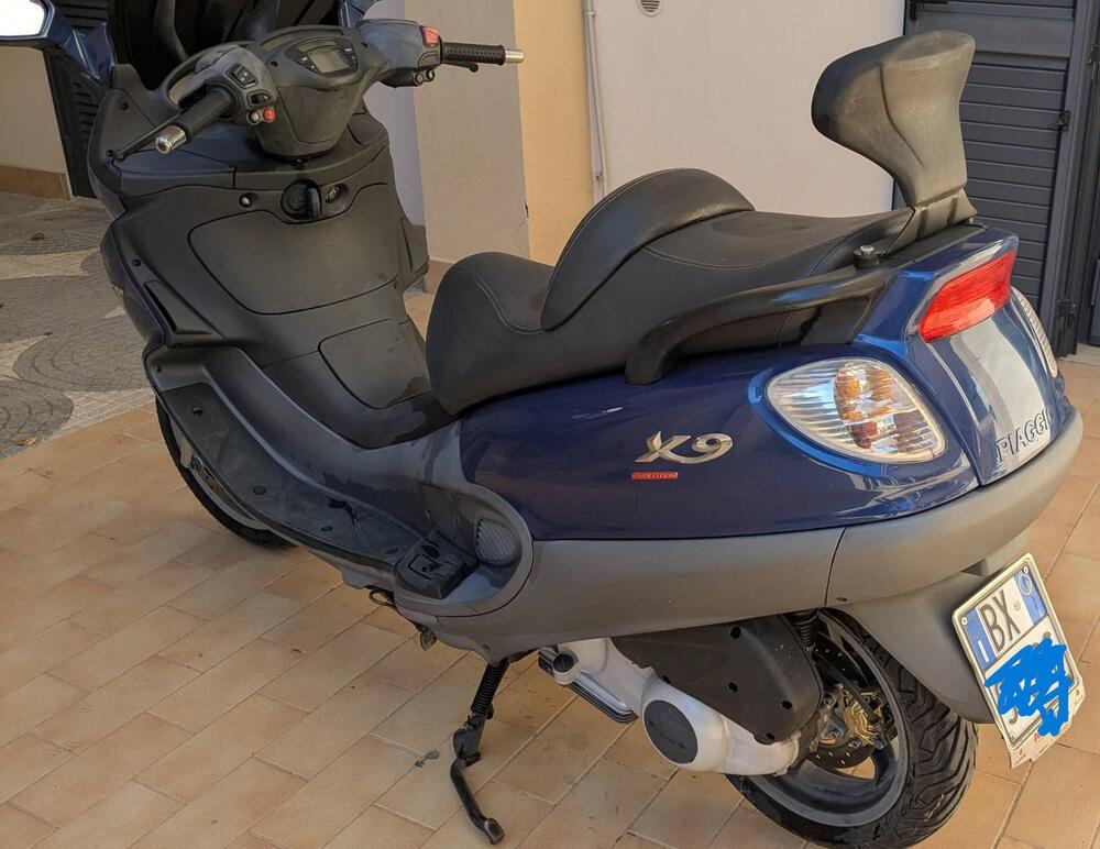 Piaggio x9 200 (4)