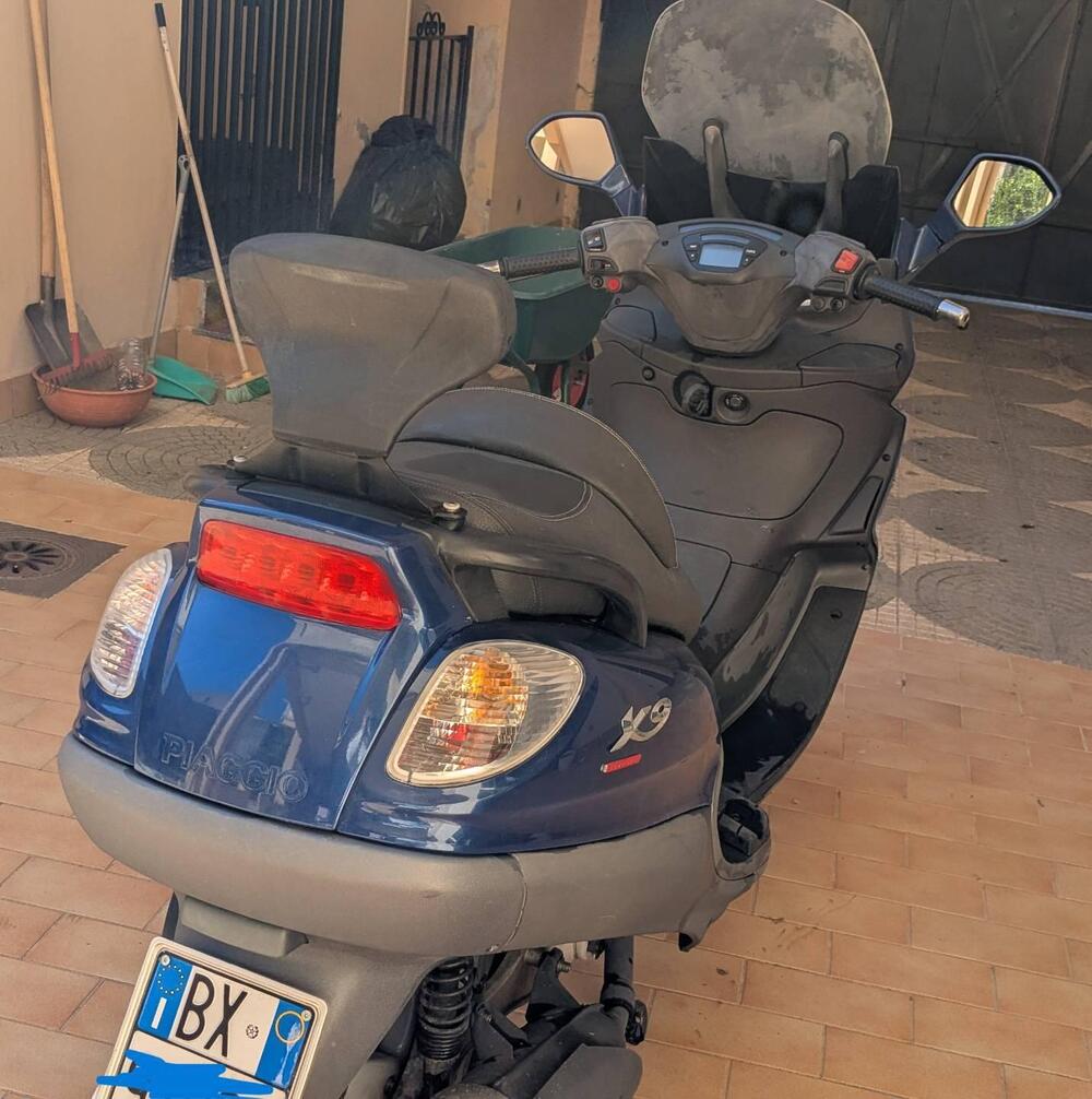 Piaggio x9 200 (5)