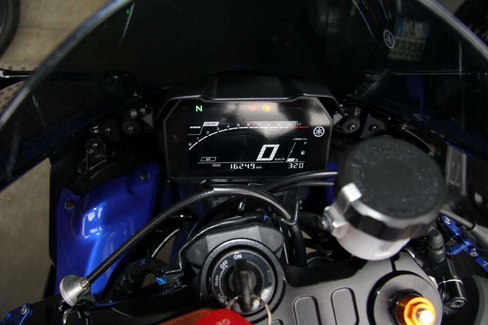 Yamaha YZF R7 (2021 - 25) (5)