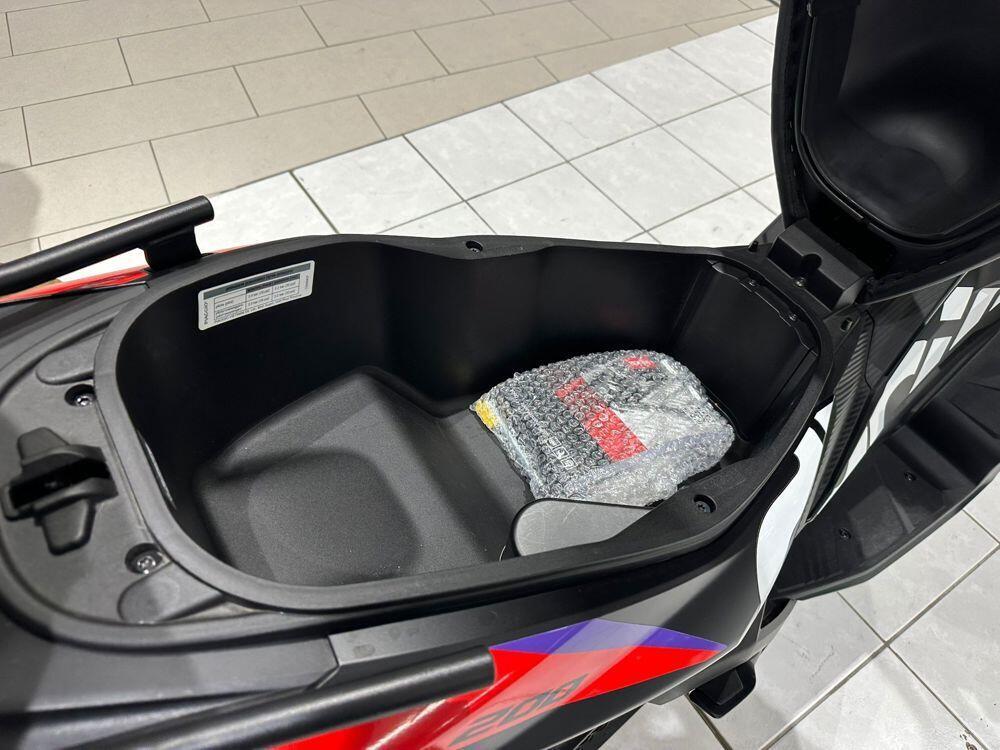 Aprilia SR GT 200 Replica (2024 - 25) (4)