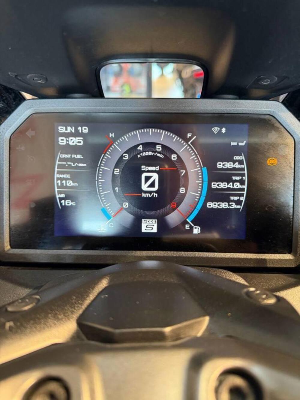 Yamaha T-Max 560 Tech Max (2022 - 24) (7)