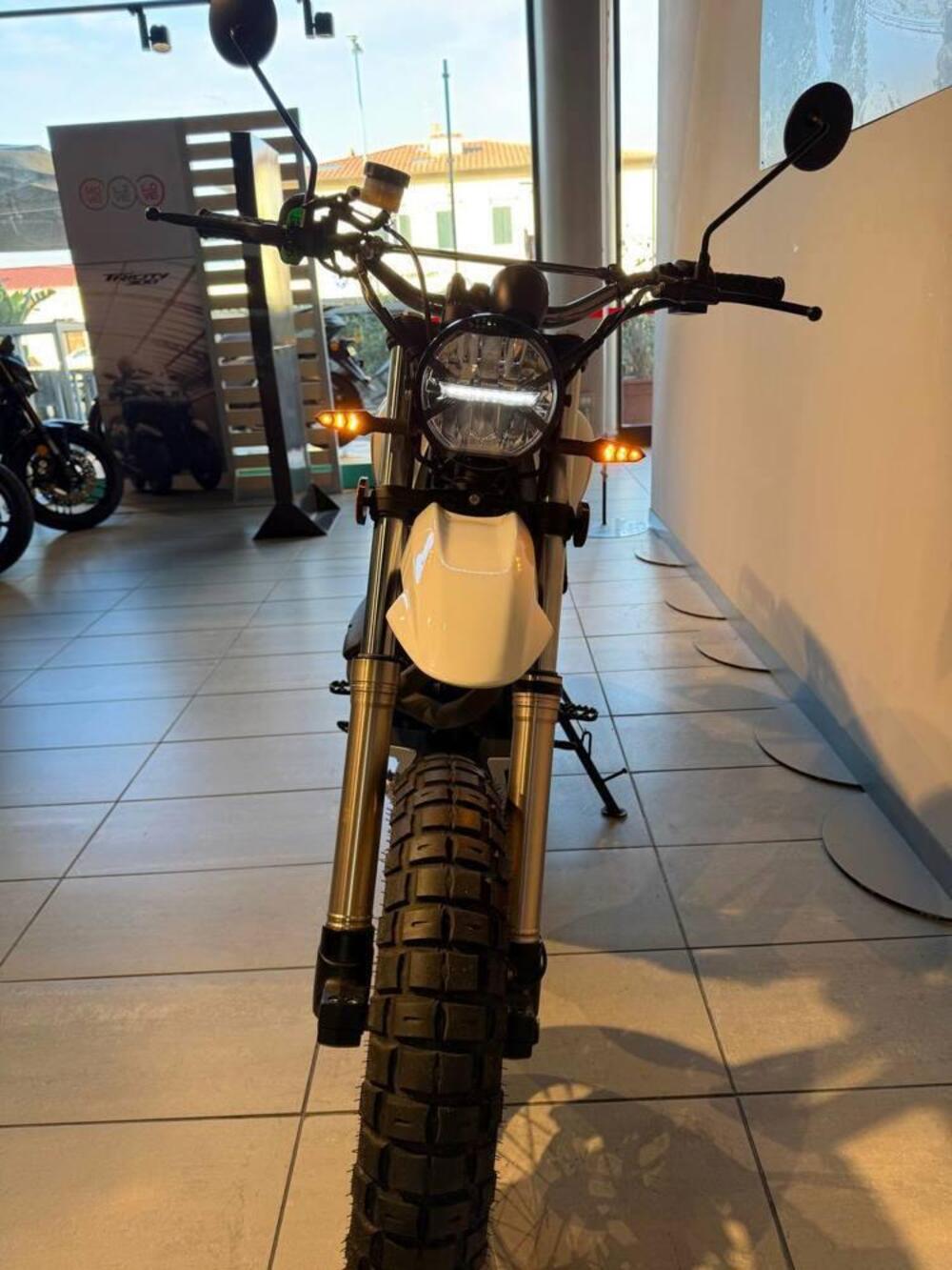 Mash Italia X-Ride 650 (2021 - 25) (8)