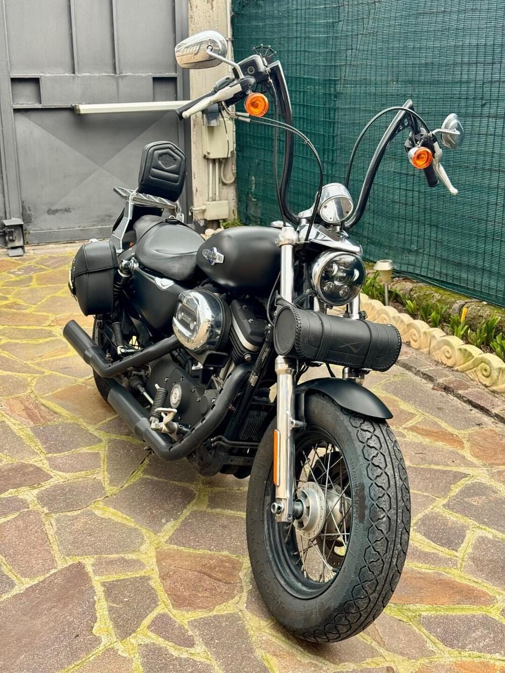 Harley-Davidson 1200 Custom CB (2013 - 17) - XL 1200CB (2)