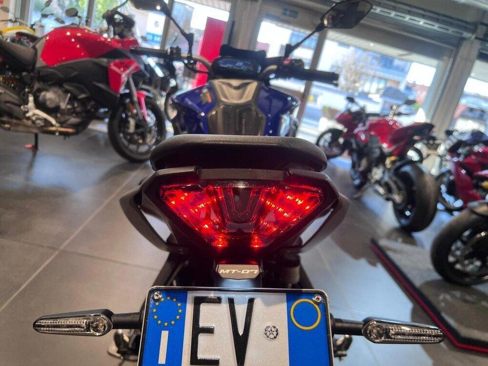 Yamaha MT-07 (2021 - 24) (9)
