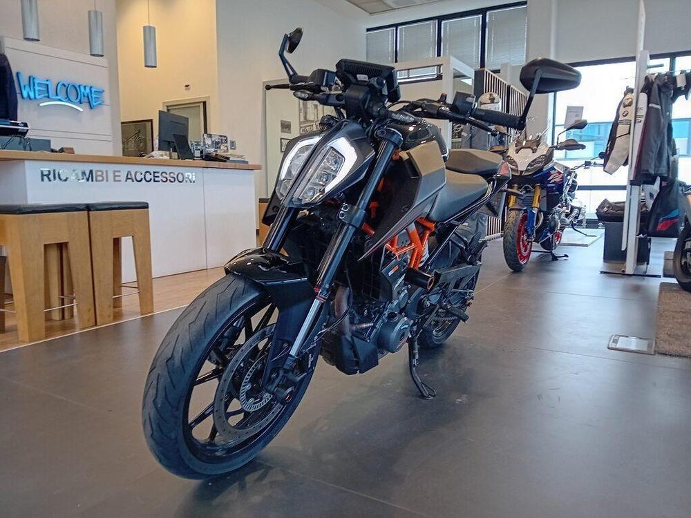 KTM 390 Duke (2021 - 23) (2)