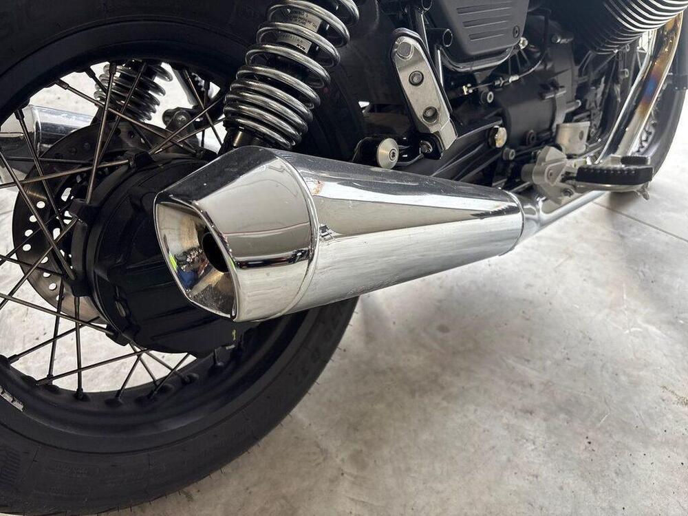 Moto Guzzi V7 850 Stone Special Abs (2021) (10)