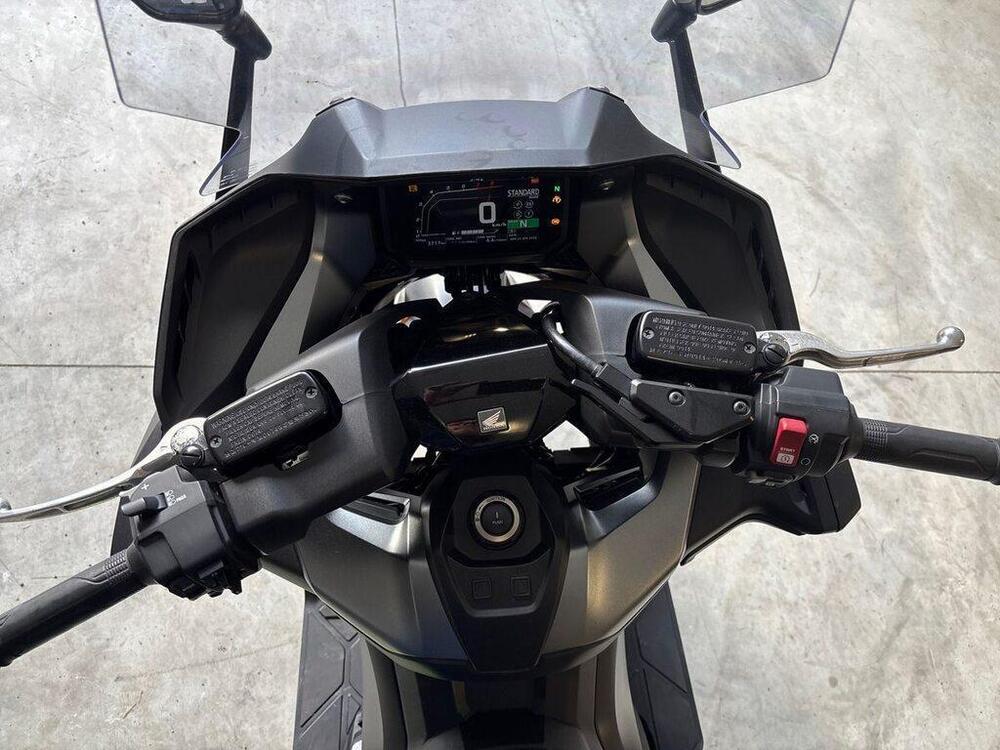 Honda Forza 750 DCT Urban (2021 - 24) (7)