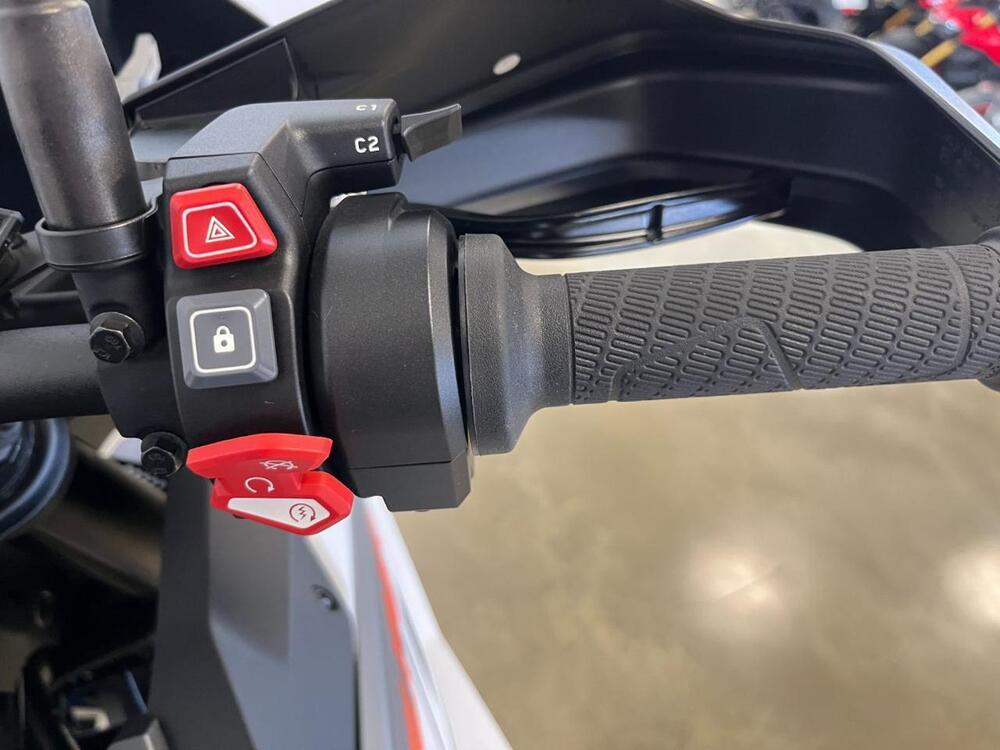 KTM 1290 Super Adventure S (2022 - 25) (11)