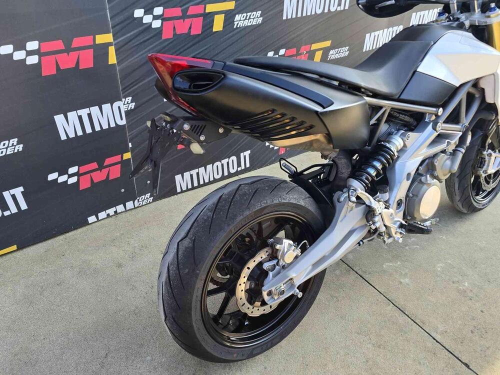 Aprilia Dorsoduro 750 (2009 - 14) (6)