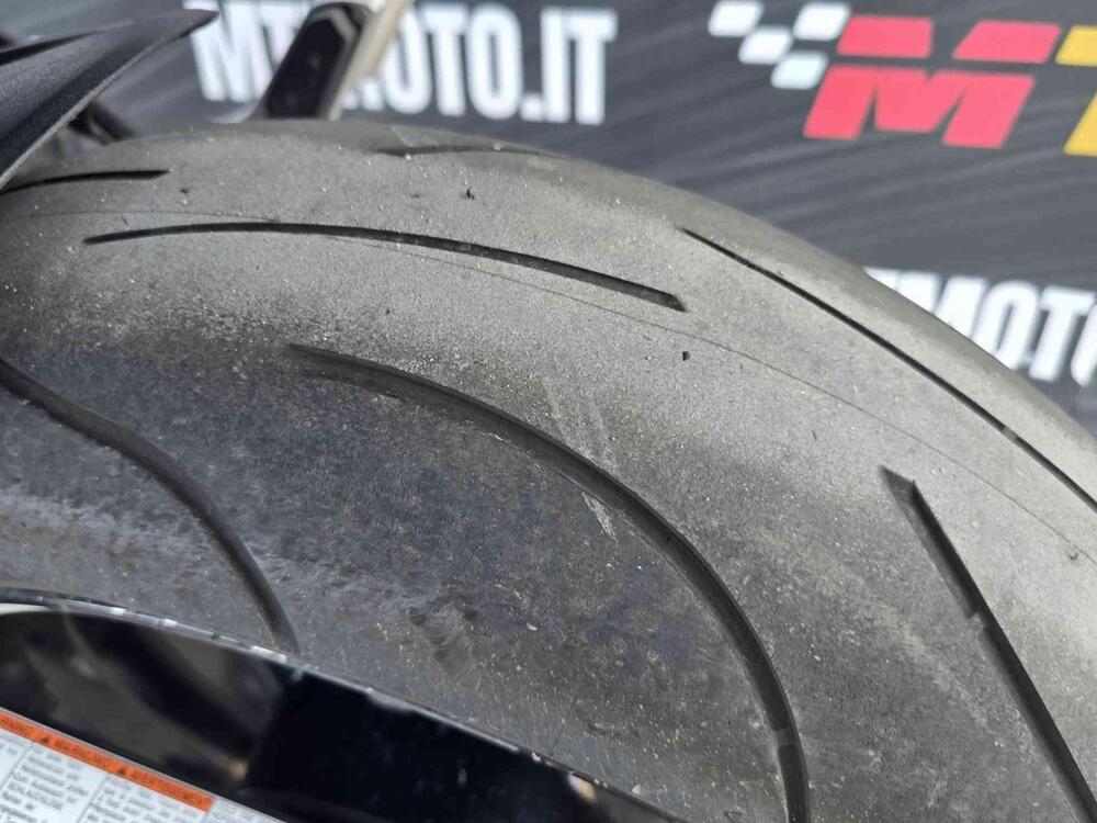 Suzuki GSR 600 (2006 - 11) (14)