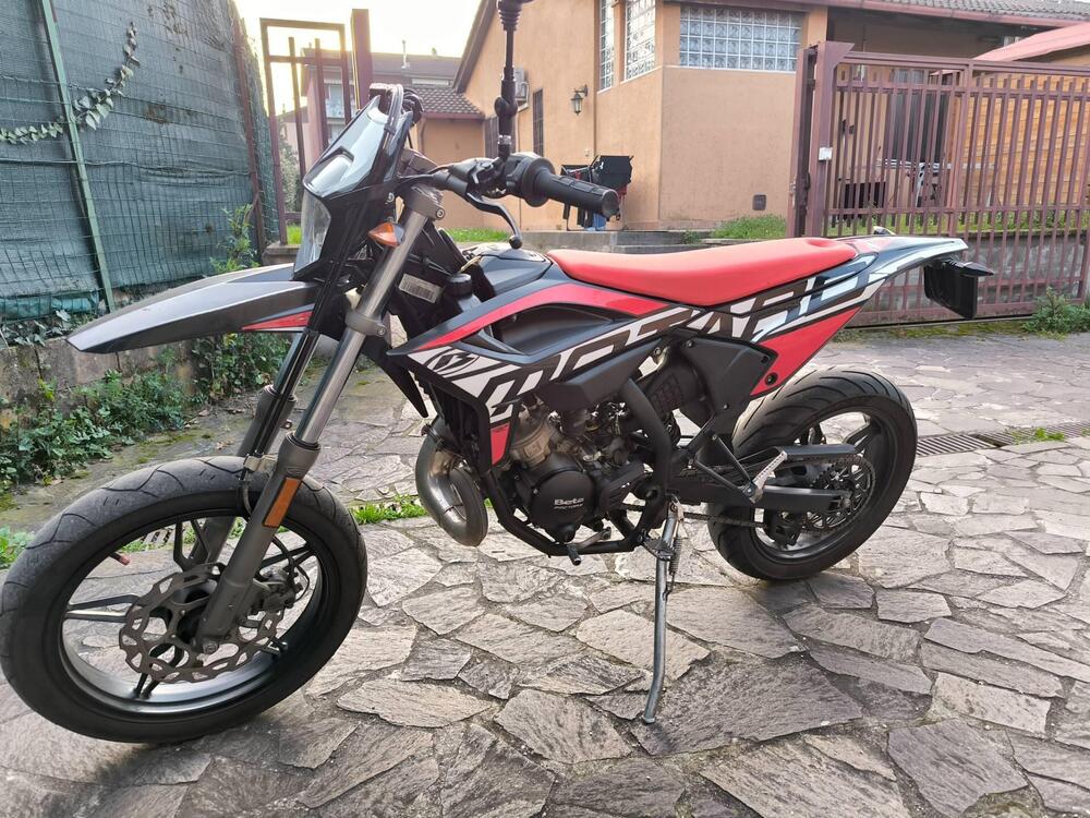 Betamotor RR 50 Motard (2021 - 26) (2)