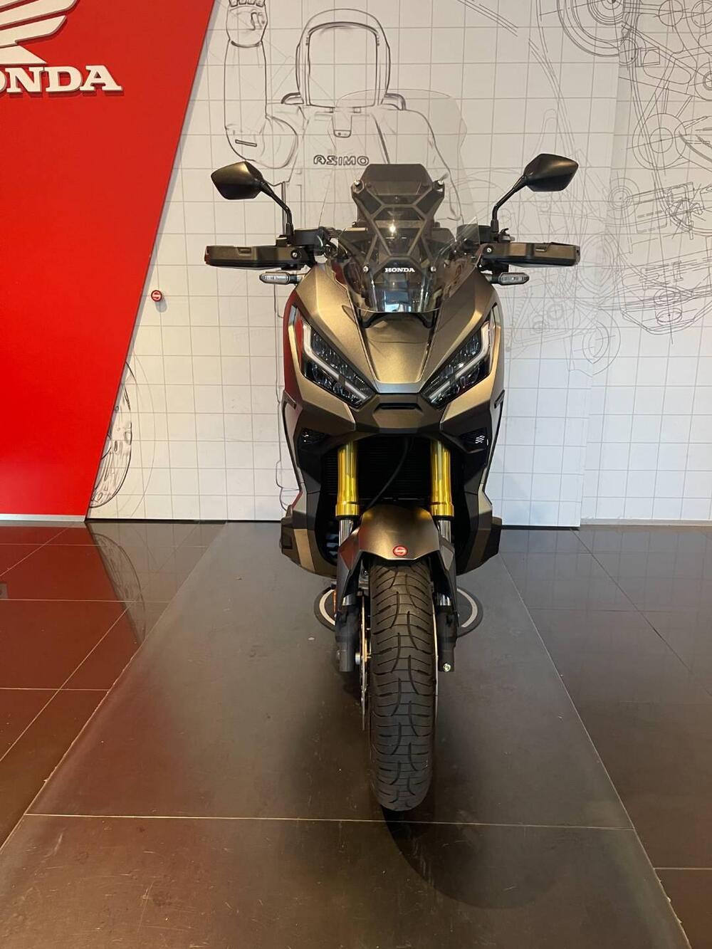 Honda X-ADV 750 DCT (2021 - 24) (4)