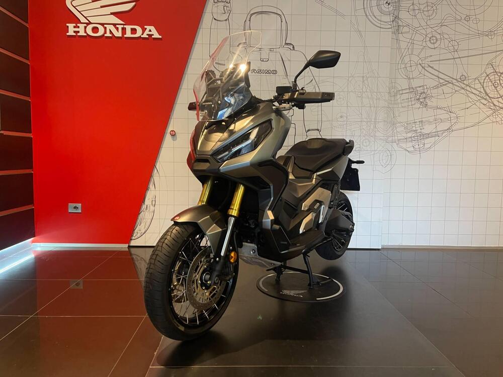 Honda X-ADV 750 DCT (2021 - 24) (5)