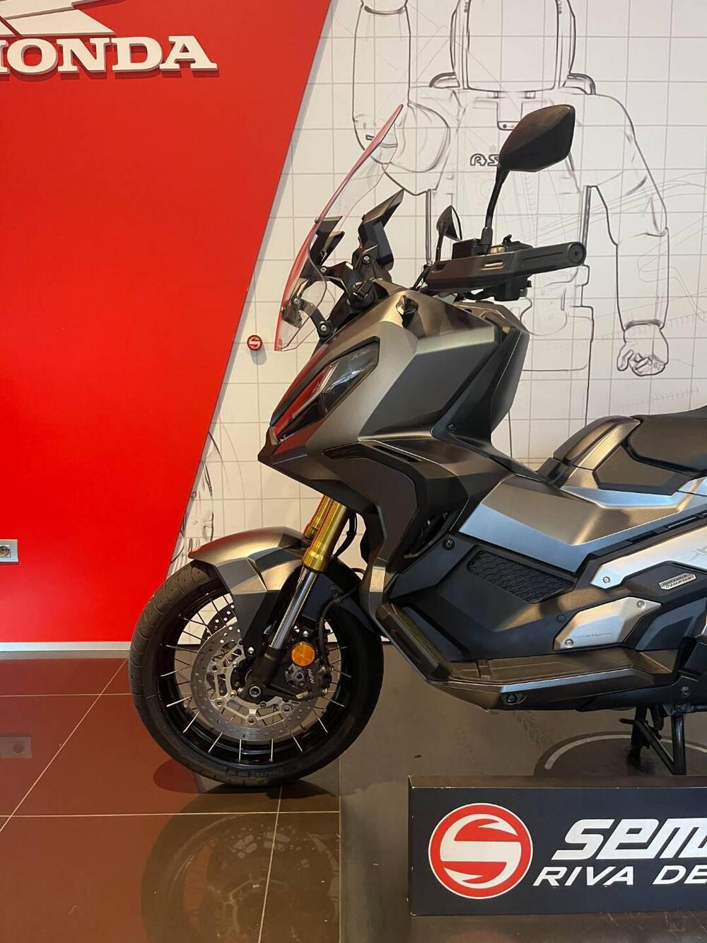 Honda X-ADV 750 DCT (2021 - 24) (6)