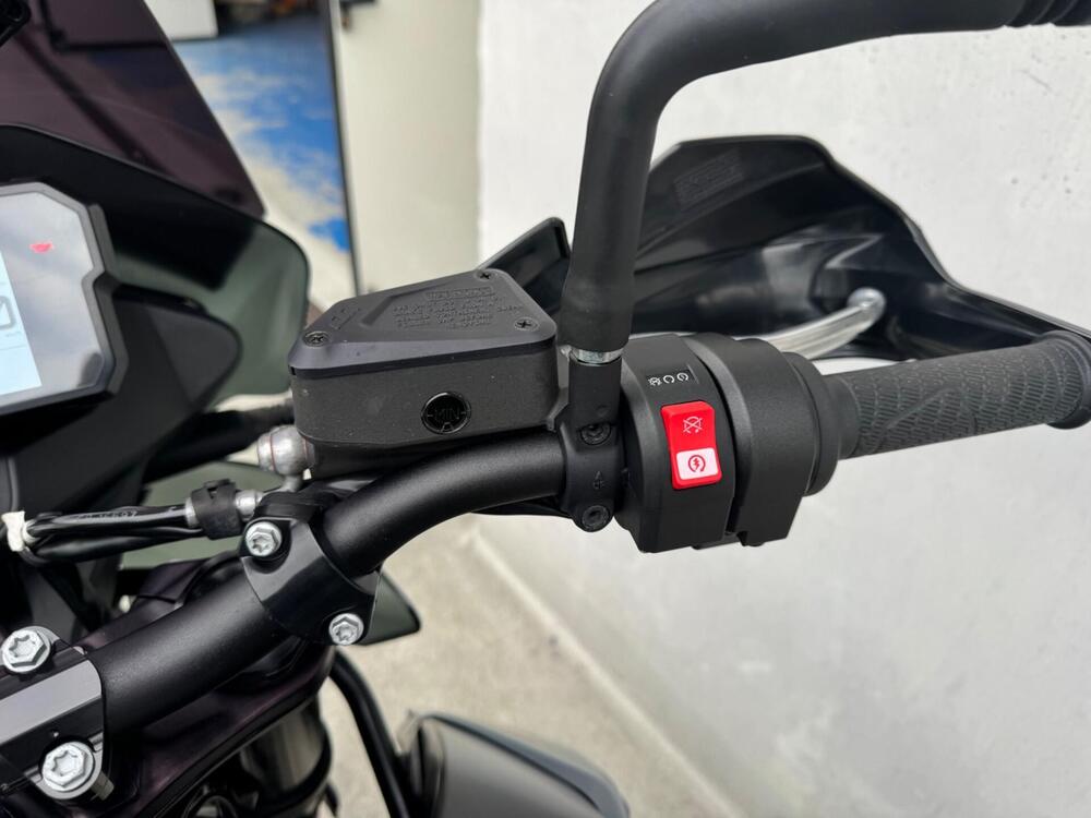 KTM 890 Adventure (2022) (3)