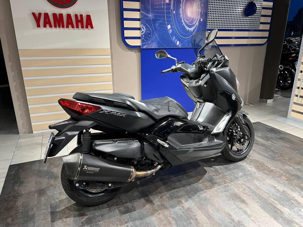 Yamaha X-Max 400 Iron Max ABS (2016) (2)