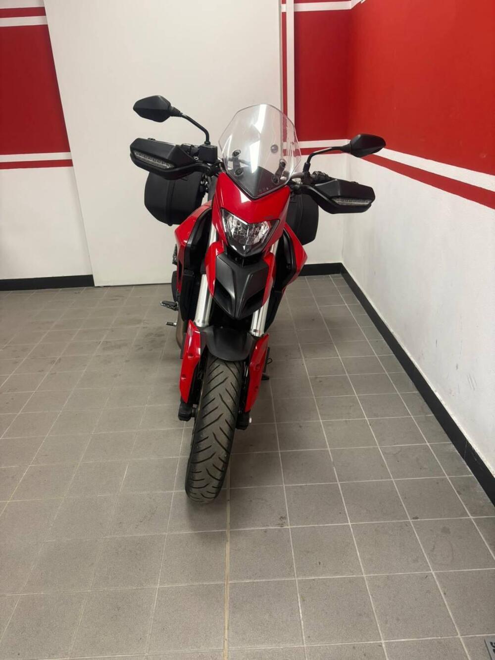 Ducati Hyperstrada 939 (2016 - 18) (3)