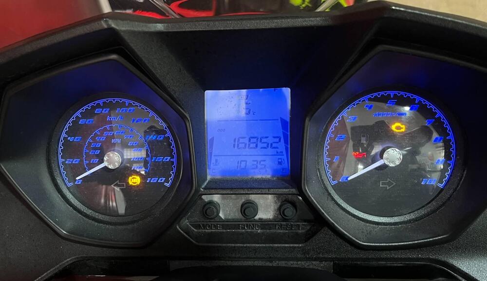 Kymco Downtown 350i ABS (2016 - 20) (7)