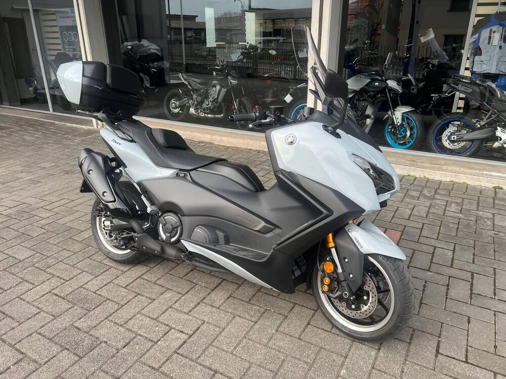Yamaha T-Max 560 Tech Max (2025 - 26)