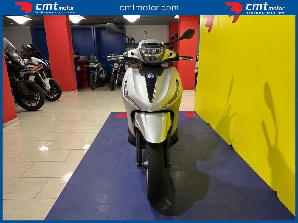 Piaggio Beverly 300 Hpe (2021) (6)