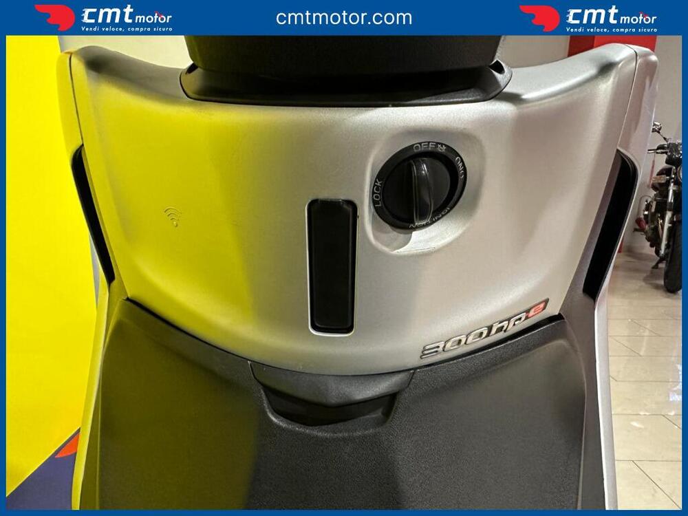 Piaggio Beverly 300 Hpe (2021) (10)