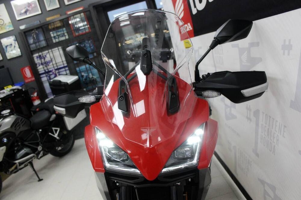 Moto Morini X-Cape 650 (2021 - 26) (4)