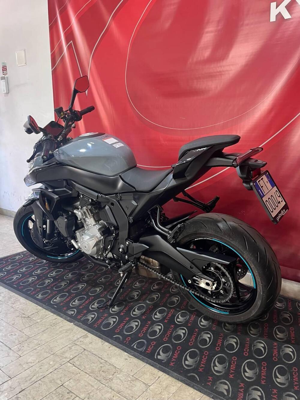 CFMOTO 675NK (2025 - 26) (4)